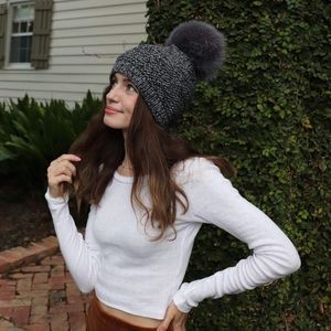 Kyi Kyi Canada Icon Beanie Faux Fur Pom Fleece Lined Charcoal Gray